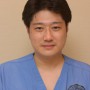 歯科医師：吉川　幸輝　（日本歯周病学会　専門医）